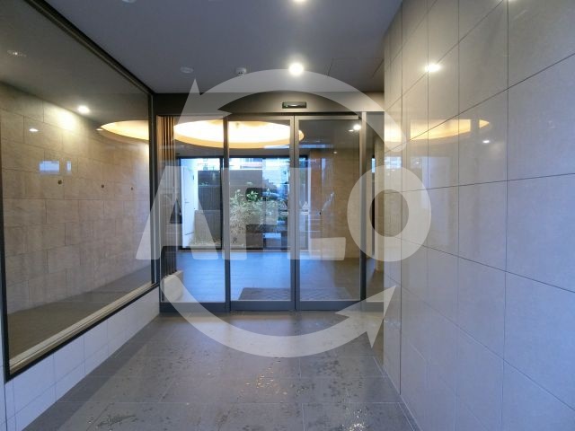 ロビー　LA MAISON VERTE（ラメゾンベルテ）　ロビー