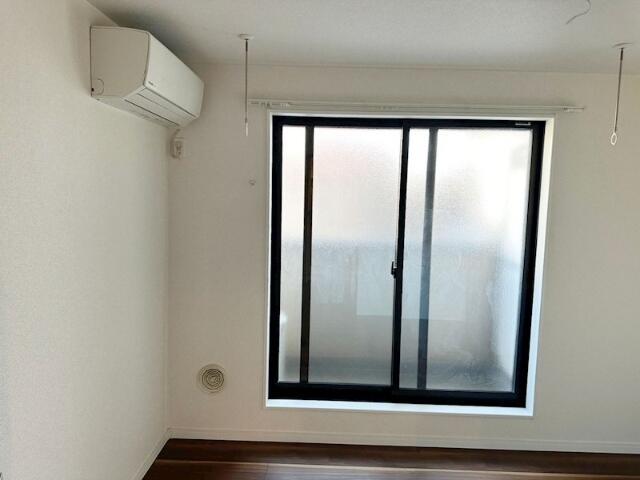 居室・リビング　?