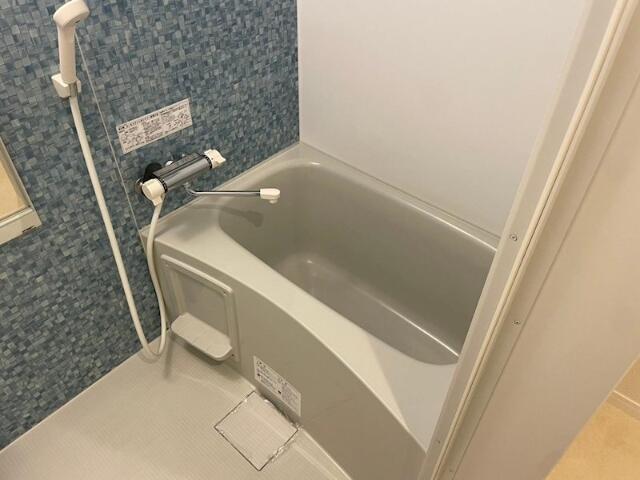 バス・シャワールーム　?