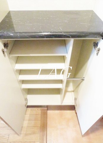 収納　シューズボックスです。