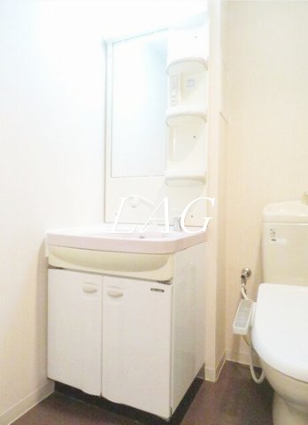 洗面設備　独立洗面台です。