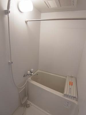 バス・シャワールーム　浴室乾燥機付き