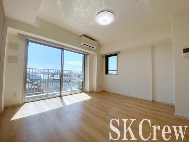 居室・リビング　別号室の写真です