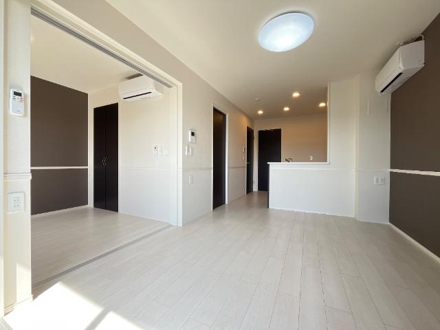 居室・リビング　リビング