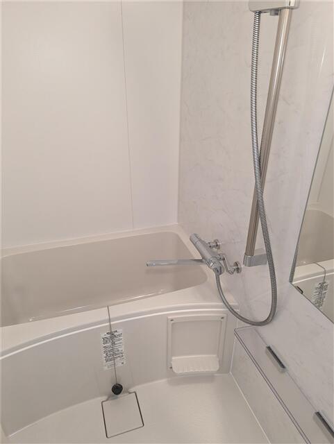 バス・シャワールーム　?