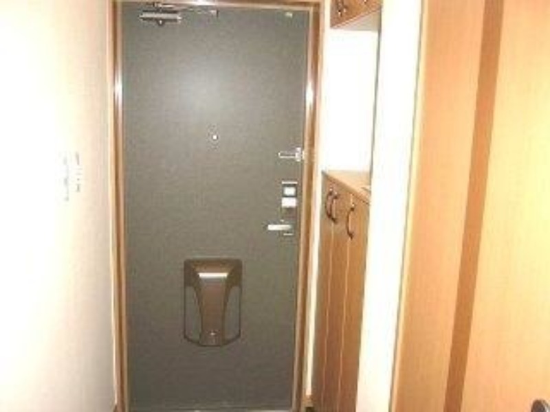 玄関　図面と現状に相違がある場合には現状を優先