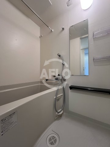 バス・シャワールーム　プレサンス東三国エンブレイス　浴室