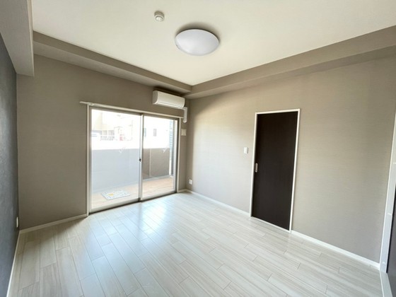 居室・リビング　※別部屋の写真です