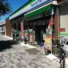コンビニ　ファミリーマート 天下茶屋北一丁目店（コンビニ）まで496m