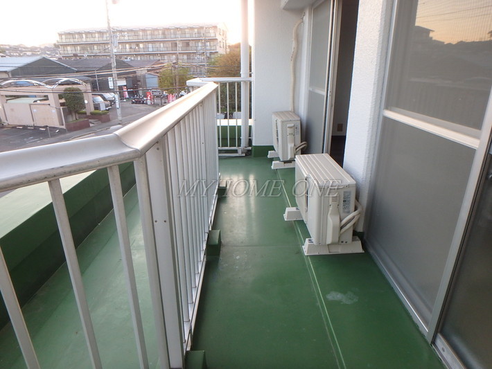 バルコニー　バルコニー