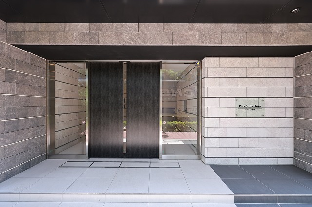 エントランス　エントランス