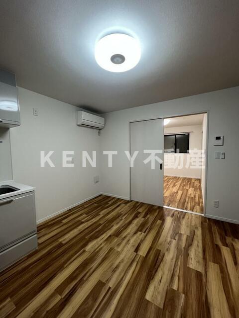 居室・リビング　居間です