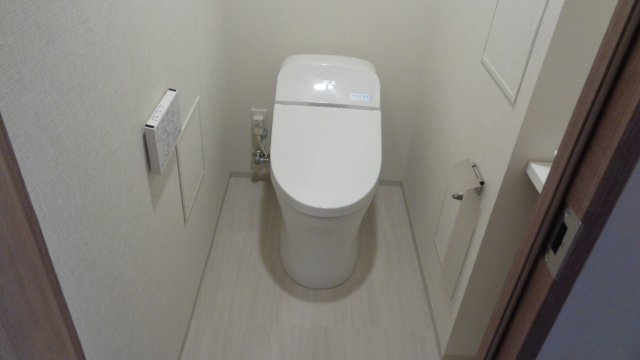 トイレ　コンパクトで使いやすいトイレです