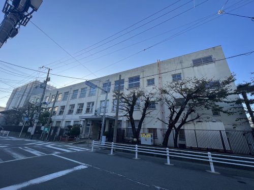 小学校　大阪市立城北小学校（小学校）まで318m