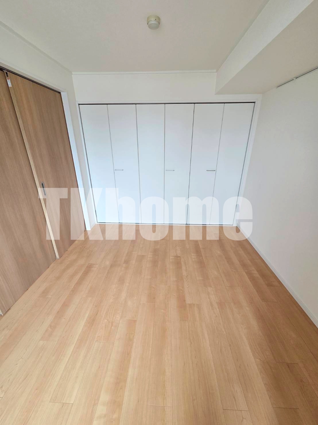 その他　洋室６帖