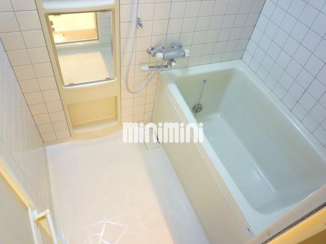 バス・シャワールーム　１日の疲れを癒す追炊き付きのバスルーム