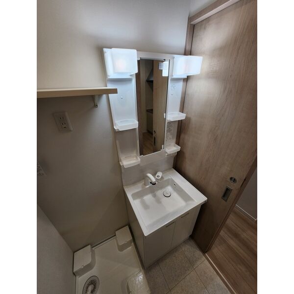 トイレ　同シリーズ物件のモデルルームになります※現況優先