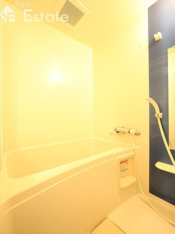 バス・シャワールーム　バスルーム