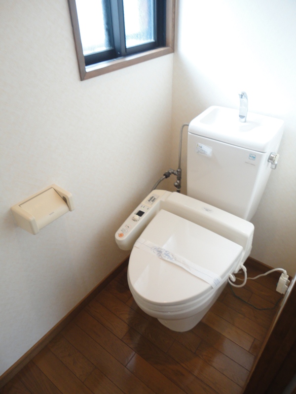 トイレ　清潔感のあるトイレです