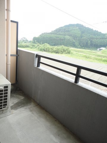 バルコニー　広々としたバルコニーです