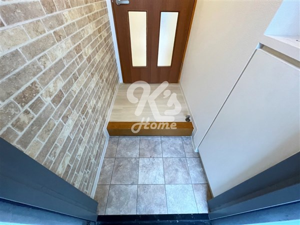 玄関　※同物件別部屋のイメージ写真