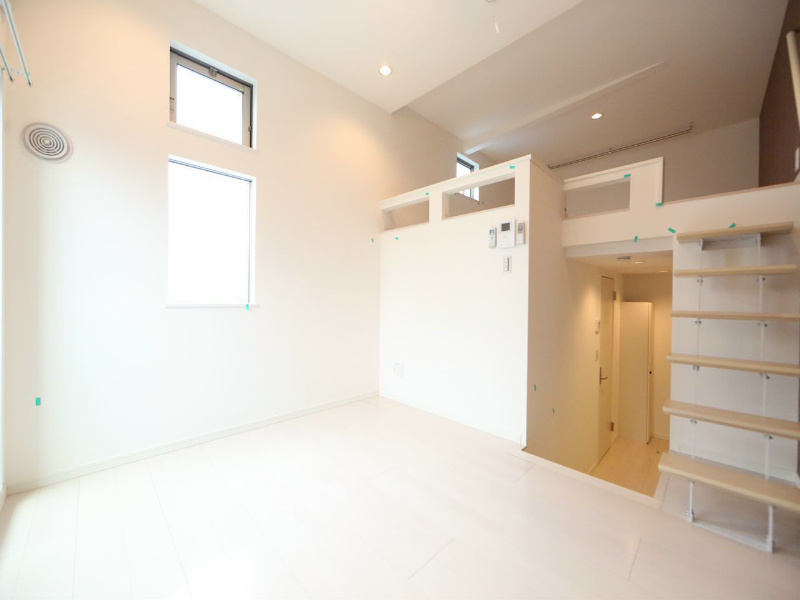 居室・リビング　洋室6帖　上段ロフト6.1帖（収納でもお部屋でも使えます）