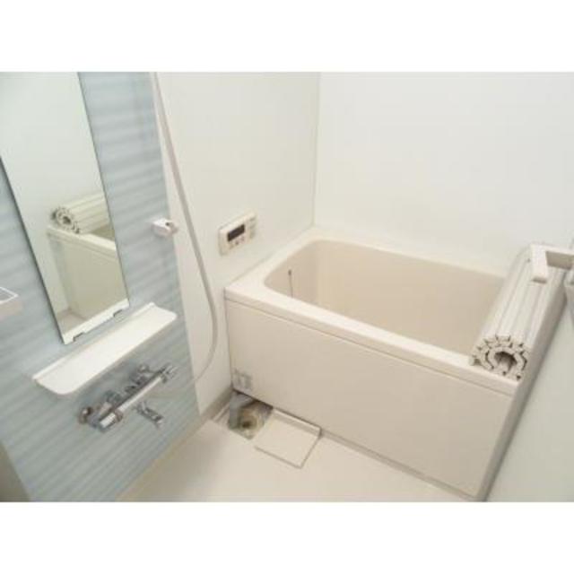 バス・シャワールーム　※写真は同タイプ住戸です。