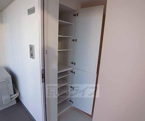 その他設備　大きなシューズボックスです。