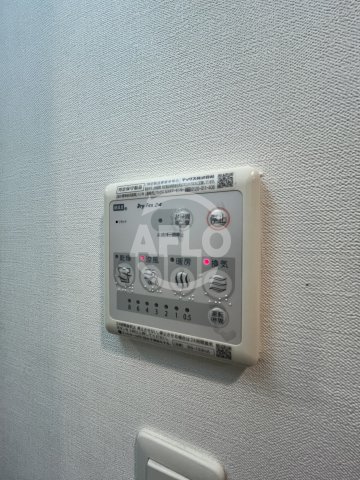トイレ　エステムコート新?阪Xザ?ゲート　浴室乾燥機