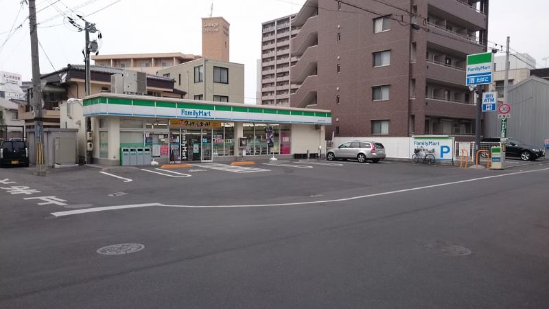 コンビニ　ファミリーマート岡山大供二丁目店（コンビニ）まで214m