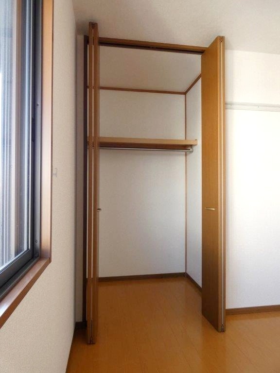 収納　図面と現状に相違がある場合には現状を優先