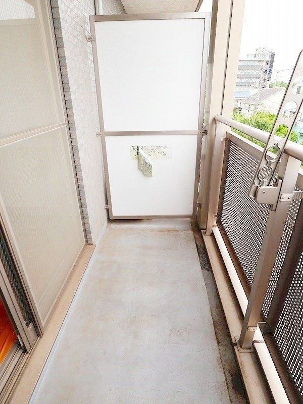 バルコニー　～同仕様写真～