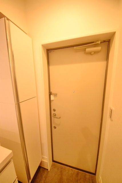 玄関　収納付き玄関です