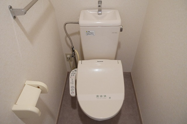 トイレ　ラーナ竜王