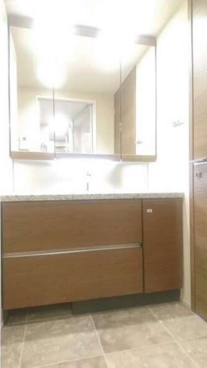 洗面設備　参考写真