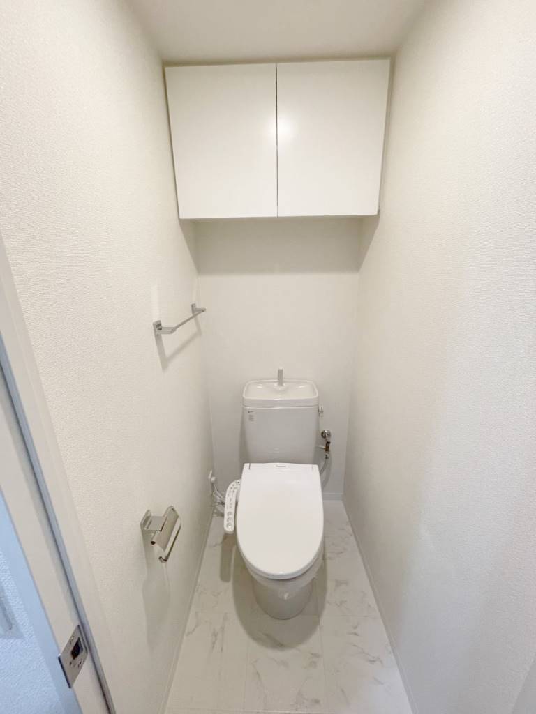 トイレ　※同じ間取り別号室参考写真 　現状優先