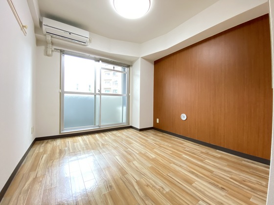 居室・リビング　※別部屋の写真です