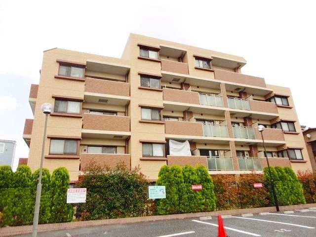 建物外観　重厚なマンションタイプ
