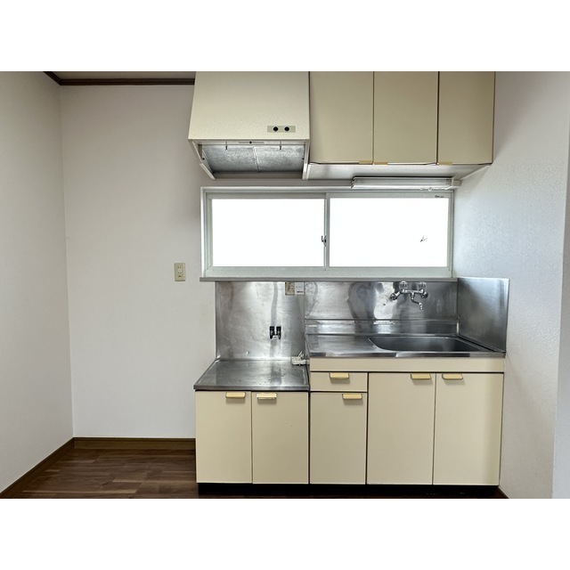 キッチン　同タイプの部屋の写真です