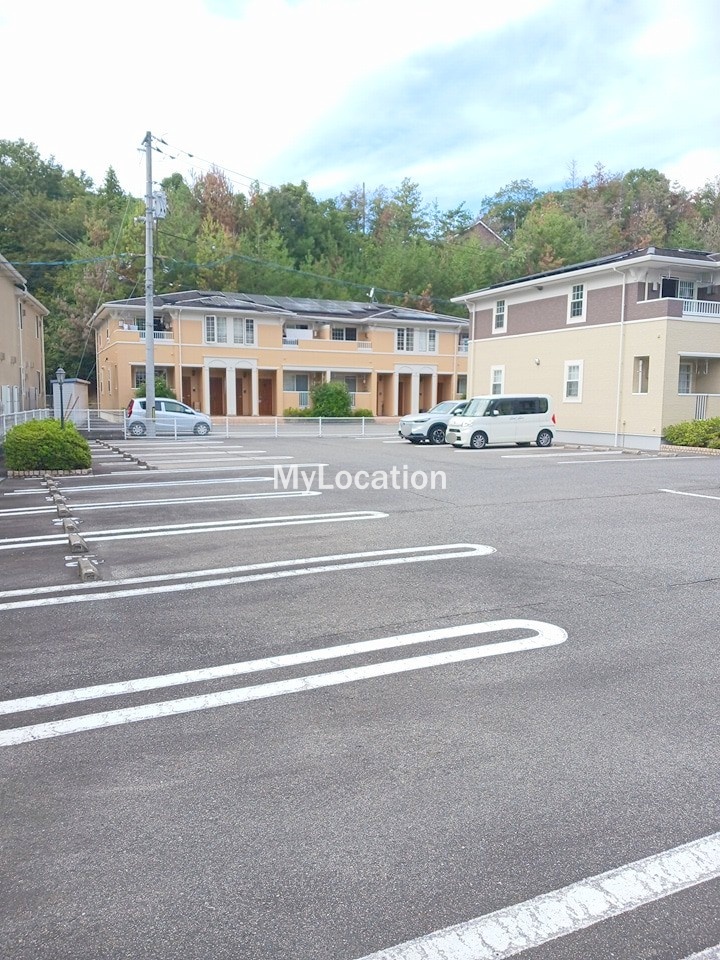 駐車場　☆敷地内に駐車場があります☆