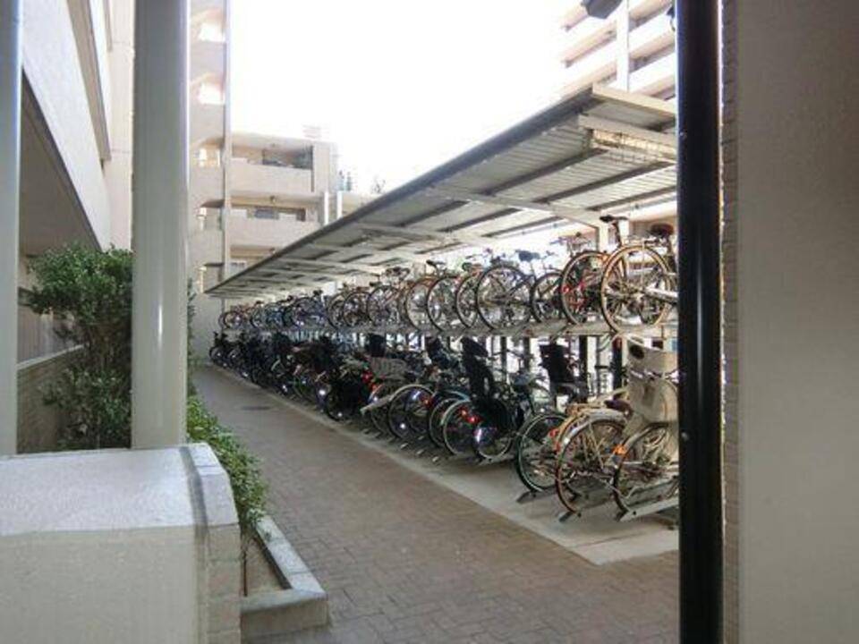 駐車場　駐輪場