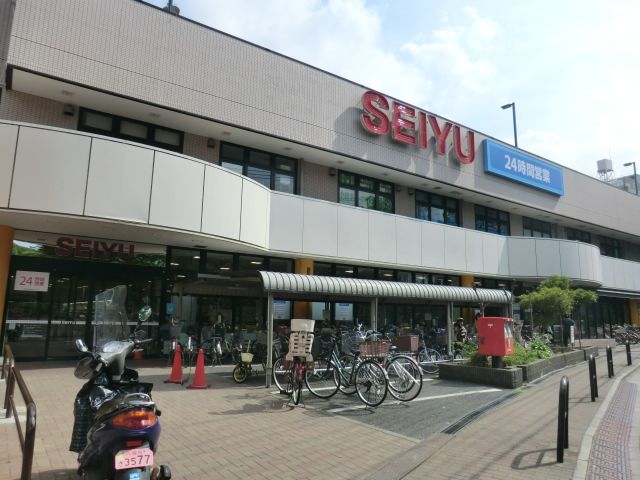 スーパー　西友北綾瀬店（スーパー）まで129m