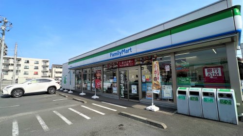 コンビニ　ファミリーマート 沼津大岡北店（コンビニ）まで235m