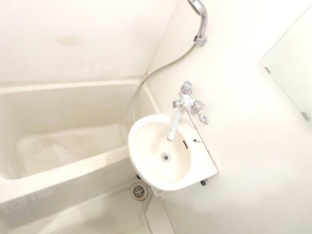 バス・シャワールーム　別部屋参考写真