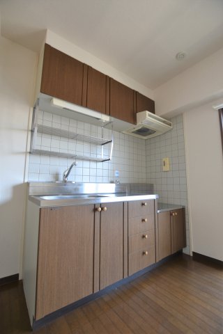 キッチン　別号室の写真です。ご参考までに