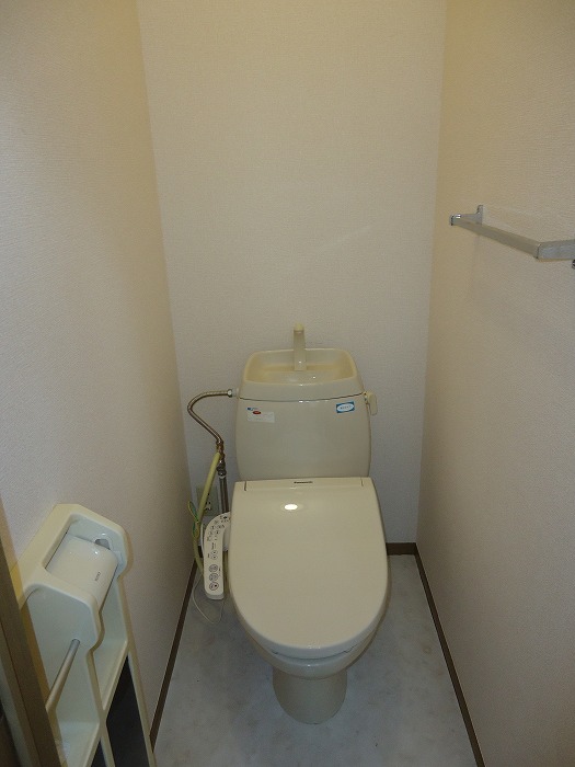トイレ　※温水洗浄便座！