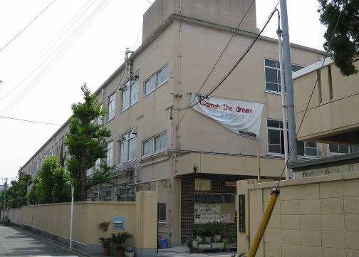 中学校　京都市立西ノ京中学校（中学校）まで538m