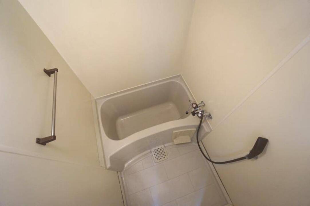 バス・シャワールーム　浴室