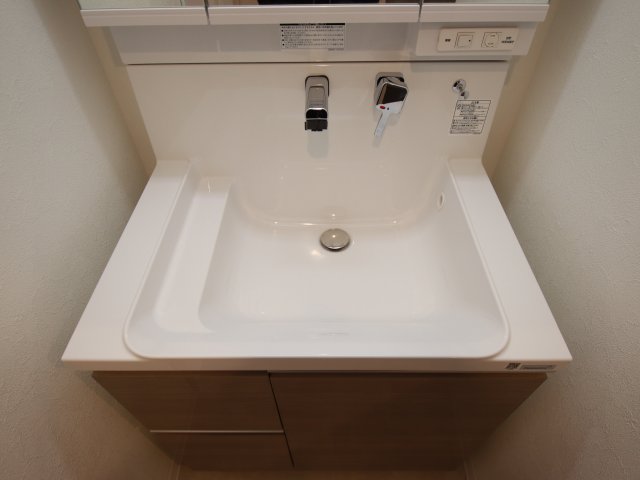 洗面設備　※別号室参考写真のため、現況優先です。