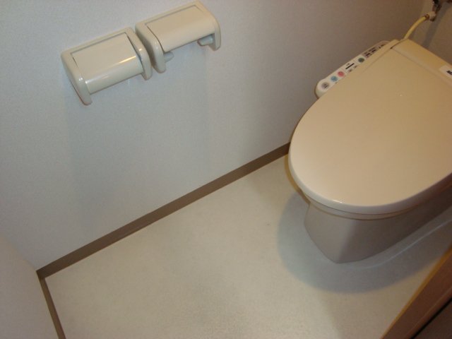 トイレ　シャワー付トイレ